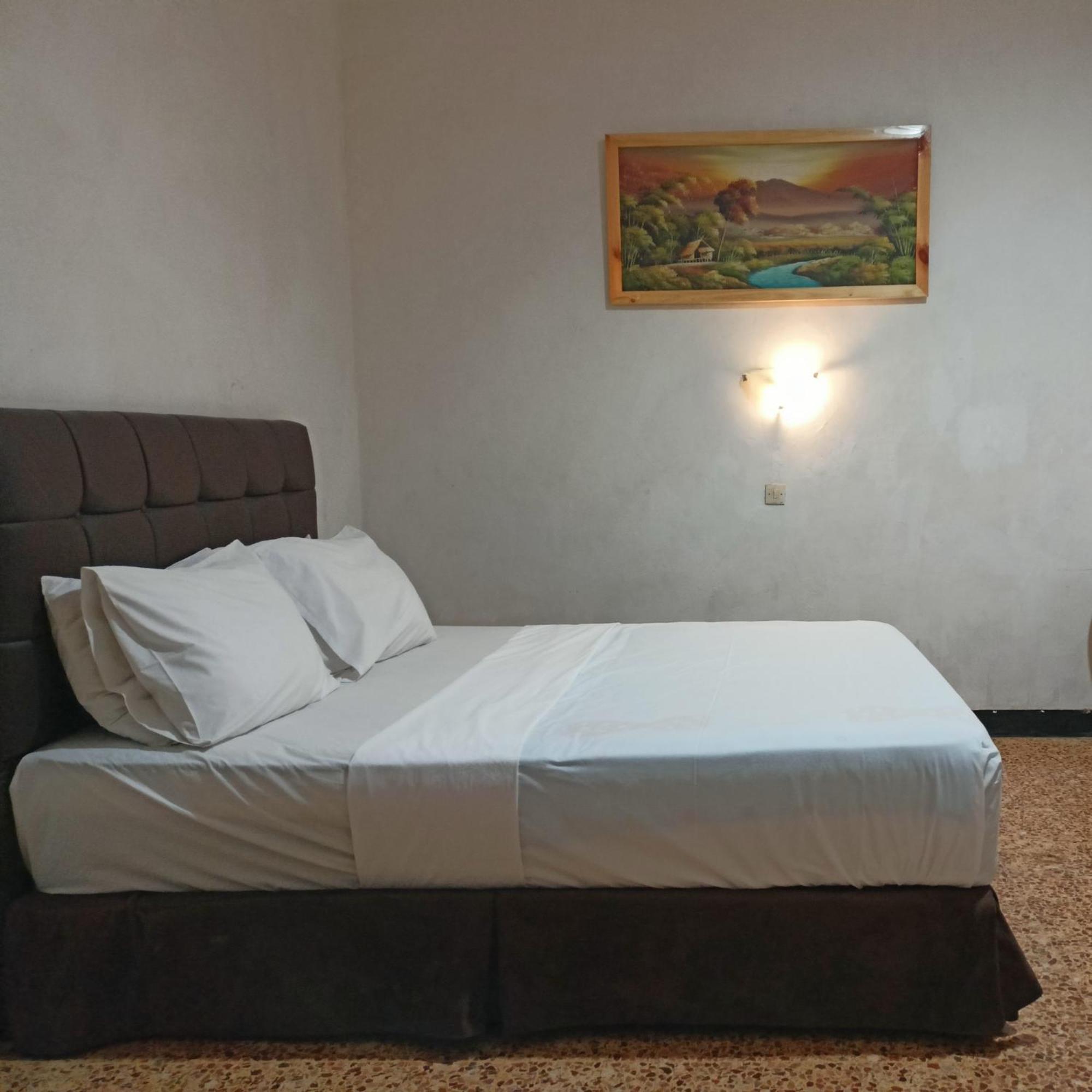 Hotel Borobudur Jogja Kejayan Екстер'єр фото